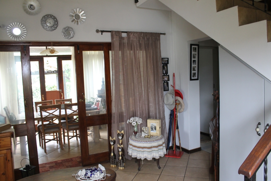 3 Bedroom Property for Sale in The Coves North West